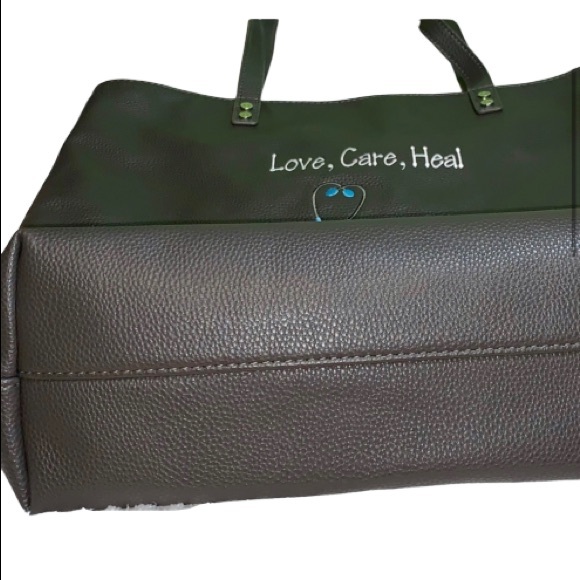 Thirty-One The All Around Town Tote in Charcoal - Picture 4 of 8